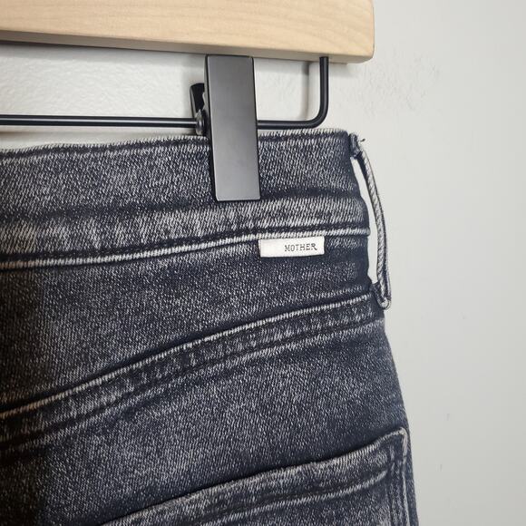 MOTHER Denim The Pixie Dazzler Skimp in Train Stops Jeans Size 26 Grey Acid Wash - Picture 11 of 16